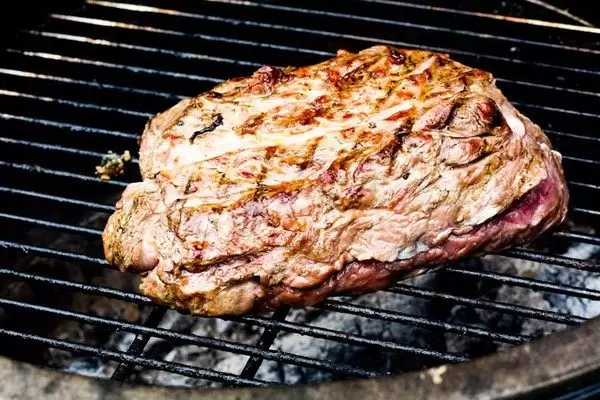 BBQlr-29-600x400 Kalfsribeye