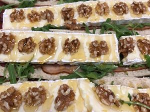 Gevulde stokbrood met brie